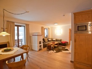 5 Sterne Appartement Ferlhof Krün Loewenzahn Wohnzimmer