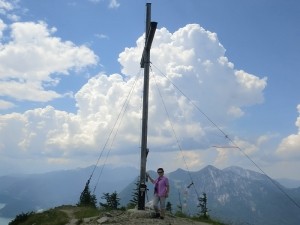 Wanderung zum Gipfelkreuz Karwendel Ferlhof in Krün